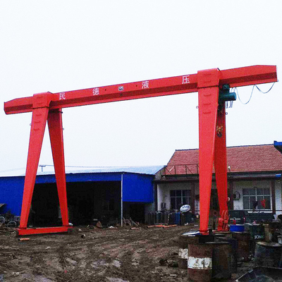 Momento di sollevamento per impieghi gravosi con gru a cavalletto da 10 tonnellate per uso industriale